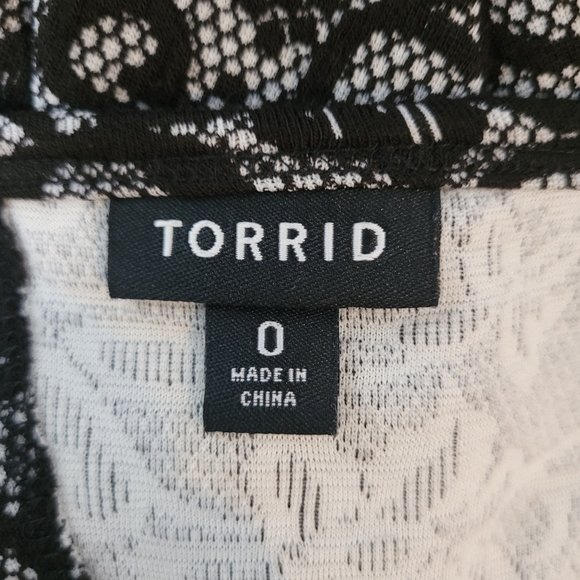 Torrid Lace Overlay Fit & Flare Dress - Size L - Picture 8 of 11